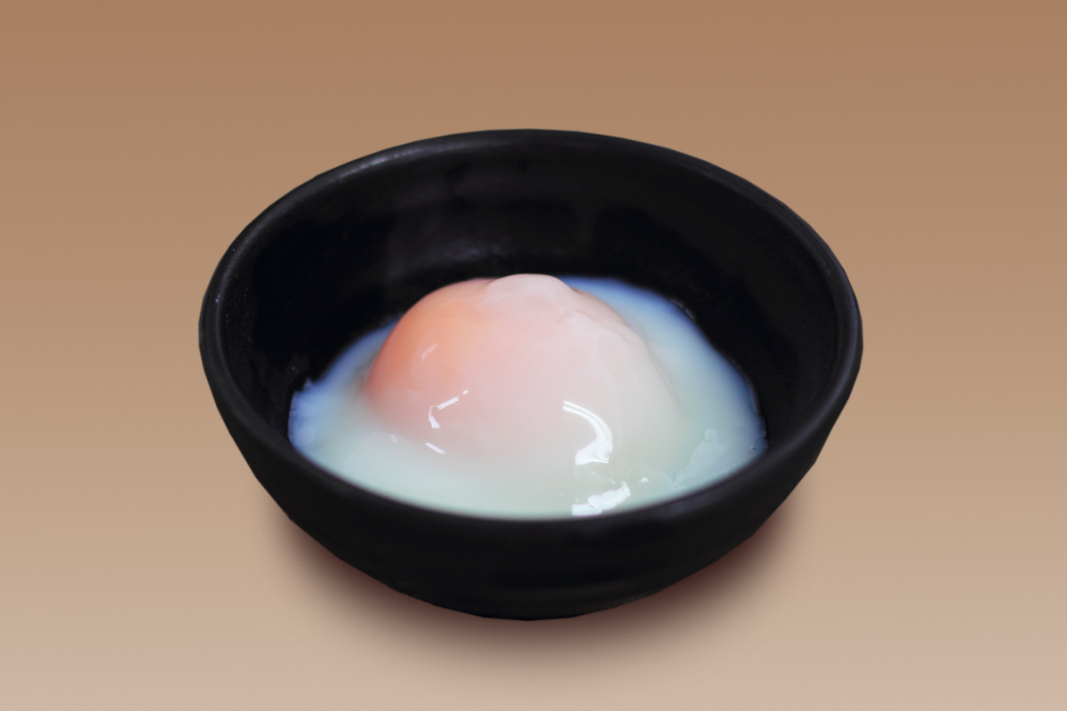 温泉玉子